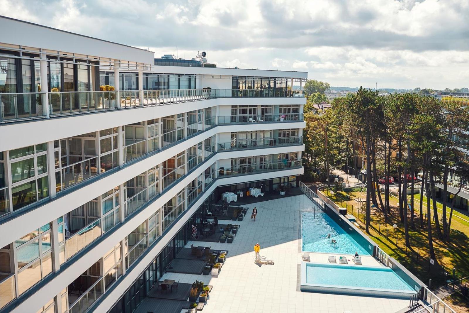 Dune Beach Resort - A Mielno  Exteriör bild